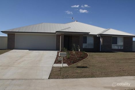 19 Beetson Dr, Roma, QLD 4455