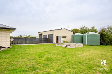 Property photo of 8 Corins Crescent Newlands Arm VIC 3875
