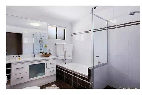 Property photo of 57 Bamboo Avenue Bundall QLD 4217
