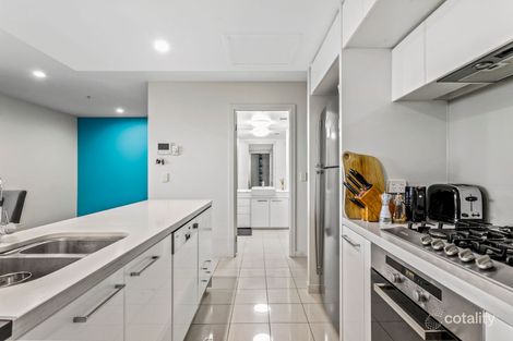 Property photo of 2703/100 Harbour Esplanade Docklands VIC 3008
