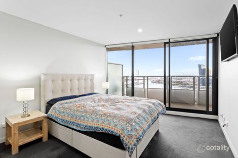 Property photo of 2703/100 Harbour Esplanade Docklands VIC 3008