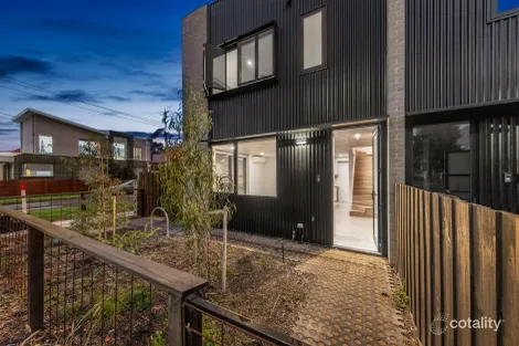 18 Clarendon St, Thornbury, VIC 3071