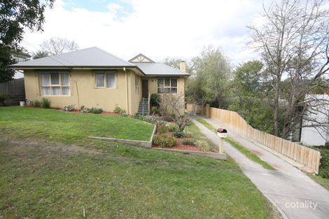 12 Pinewood Ave, Ringwood East, VIC 3135