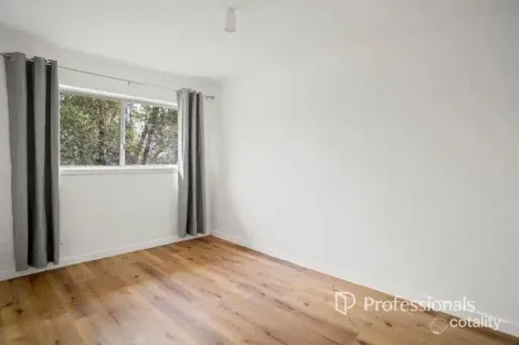 Property photo of 21/2 Rand Court Withers WA 6230