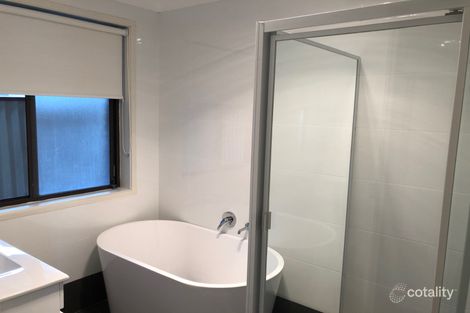 Property photo of 10 Raupach Street Dean Park NSW 2761