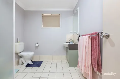 Property photo of 13/5 Quarter Sessions Road Tarro NSW 2322
