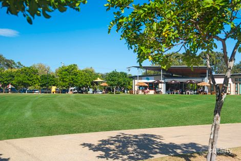 Property photo of 9/2 Nineteenth Avenue Palm Beach QLD 4221