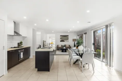 Property photo of 9 Pier Way Point Cook VIC 3030