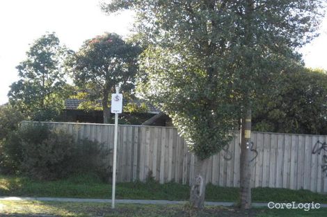 Property photo of 21 Kingsclere Avenue Keysborough VIC 3173