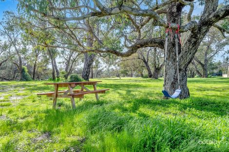 Property photo of 21 Lever Way South Yunderup WA 6208