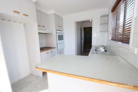 Property photo of 11 Snow Gum Place Jerrabomberra NSW 2619