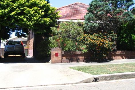 30 Duchess Ave, Rodd Point, NSW 2046