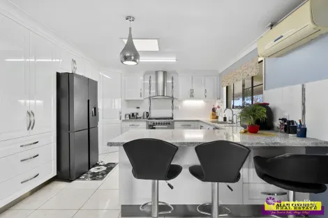 Property photo of 40 Neslein Road Glendale QLD 4711