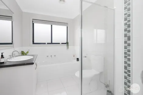 Property photo of 10 Nelson Street Sebastopol VIC 3356