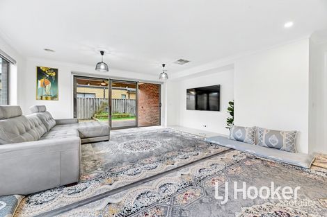 Property photo of 31 Simmental Drive Clyde North VIC 3978