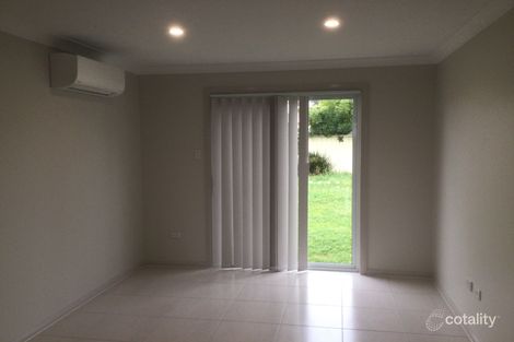 Property photo of 10 Edmund Place Rosemeadow NSW 2560