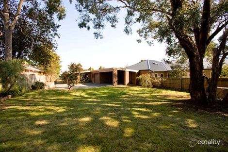 19 Culwell Ave, Mitcham, VIC 3132