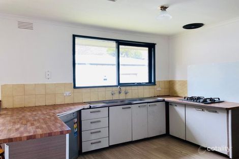 Property photo of 46 Hothlyn Drive Craigieburn VIC 3064
