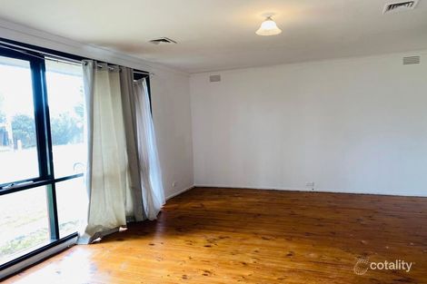 Property photo of 46 Hothlyn Drive Craigieburn VIC 3064