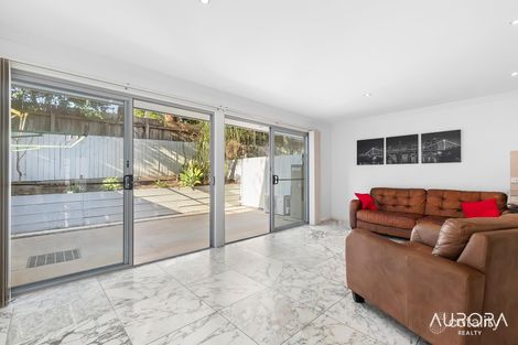 Property photo of 3/20 Nicklin Street Coorparoo QLD 4151