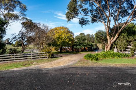 11 Hobson Ct, Devon North, VIC 3971