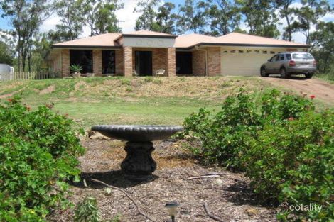Property photo of 14 Bentley Drive Regency Downs QLD 4341