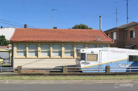 15 Kemblawarra Rd, Warrawong, NSW 2502