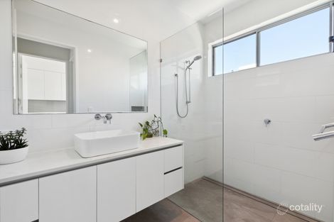 Property photo of 129 Amarina Avenue Mooloolaba QLD 4557