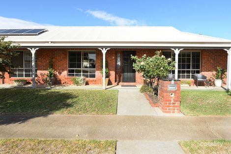 Property photo of 2 Paul Court Yarrawonga VIC 3730