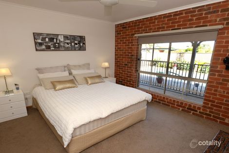 Property photo of 2 Paul Court Yarrawonga VIC 3730