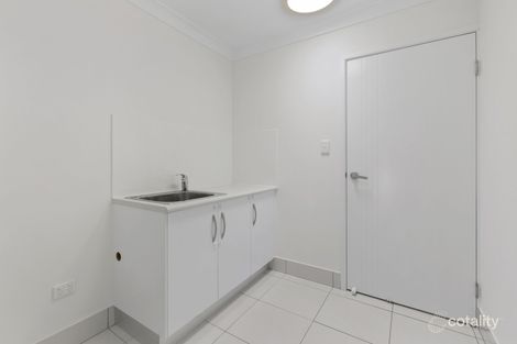 Property photo of 10 Douglas Crescent Rural View QLD 4740