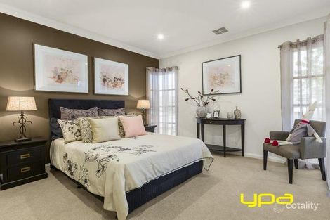 Property photo of 3 Windermere Parade Doreen VIC 3754