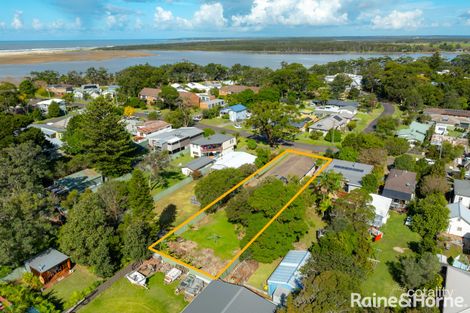 21 Renown Ave, Shoalhaven Heads, NSW 2535