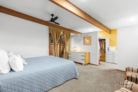 Property photo of 32 Robern Parade Viewbank VIC 3084