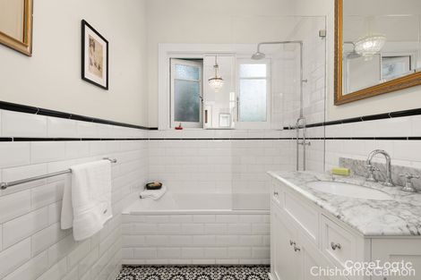 Property photo of 123 Mitford Street Elwood VIC 3184