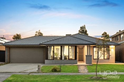 120 Bondi Pde, Point Cook, VIC 3030