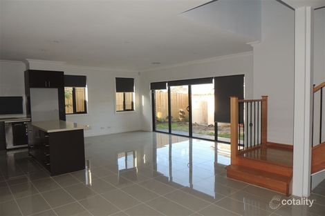 Property photo of 2/464 Boronia Road Wantirna South VIC 3152