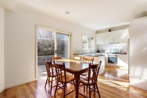 Property photo of 2/43 Rattray Road Montmorency VIC 3094