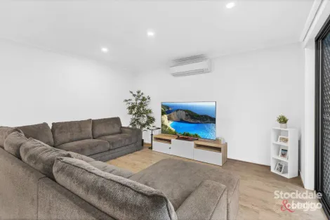 Property photo of 64 Parkhurst Drive Cranbourne East VIC 3977