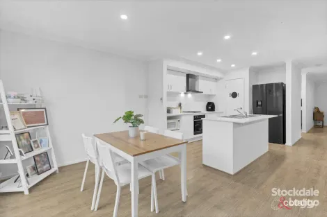 Property photo of 64 Parkhurst Drive Cranbourne East VIC 3977