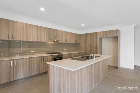 Property photo of 2/18 Luscombe Avenue Carrum Downs VIC 3201