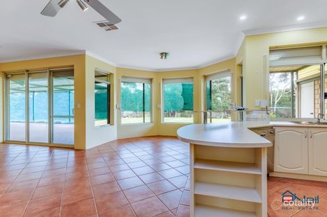 Property photo of 24 Butter Gum Close Serpentine WA 6125