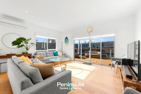 Property photo of 2/34 Mark Street Rosebud VIC 3939