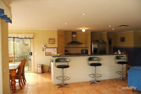 Property photo of 11 Barton Mews Berwick VIC 3806