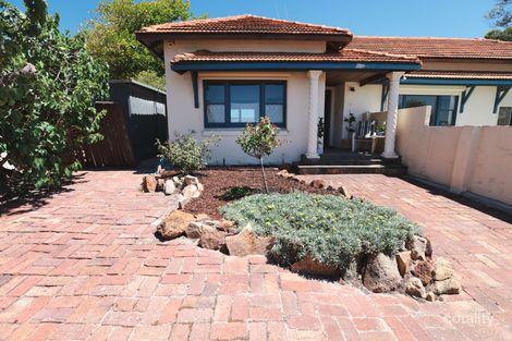 9/32 Sackville Tce, Scarborough, WA 6019