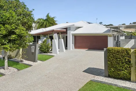 Property photo of 17 Anchorage Circuit Twin Waters QLD 4564