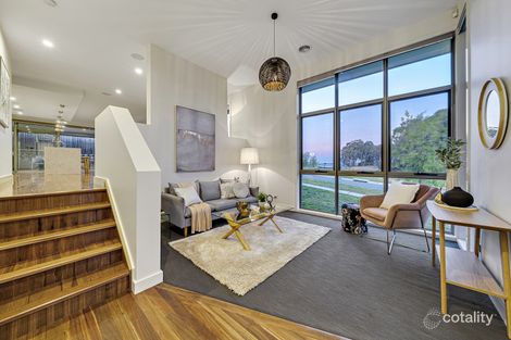 Property photo of 11 Grosvenor Street Casey ACT 2913