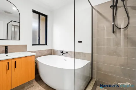 Property photo of 12 McMullan View Hazelmere WA 6055