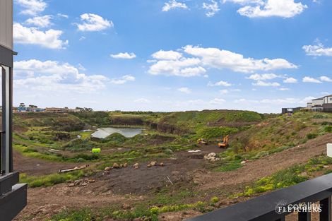 33 Shadowbox Ct, Sunshine North, VIC 3020