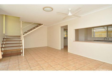 Property photo of 3/18 Central Street Labrador QLD 4215